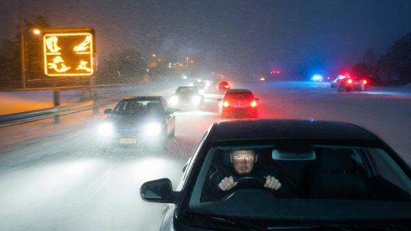 Shocking Dashcam Footage Exposes Drivers Defying Snowstorm Warnings – You Won’t Believe What Happens Next!